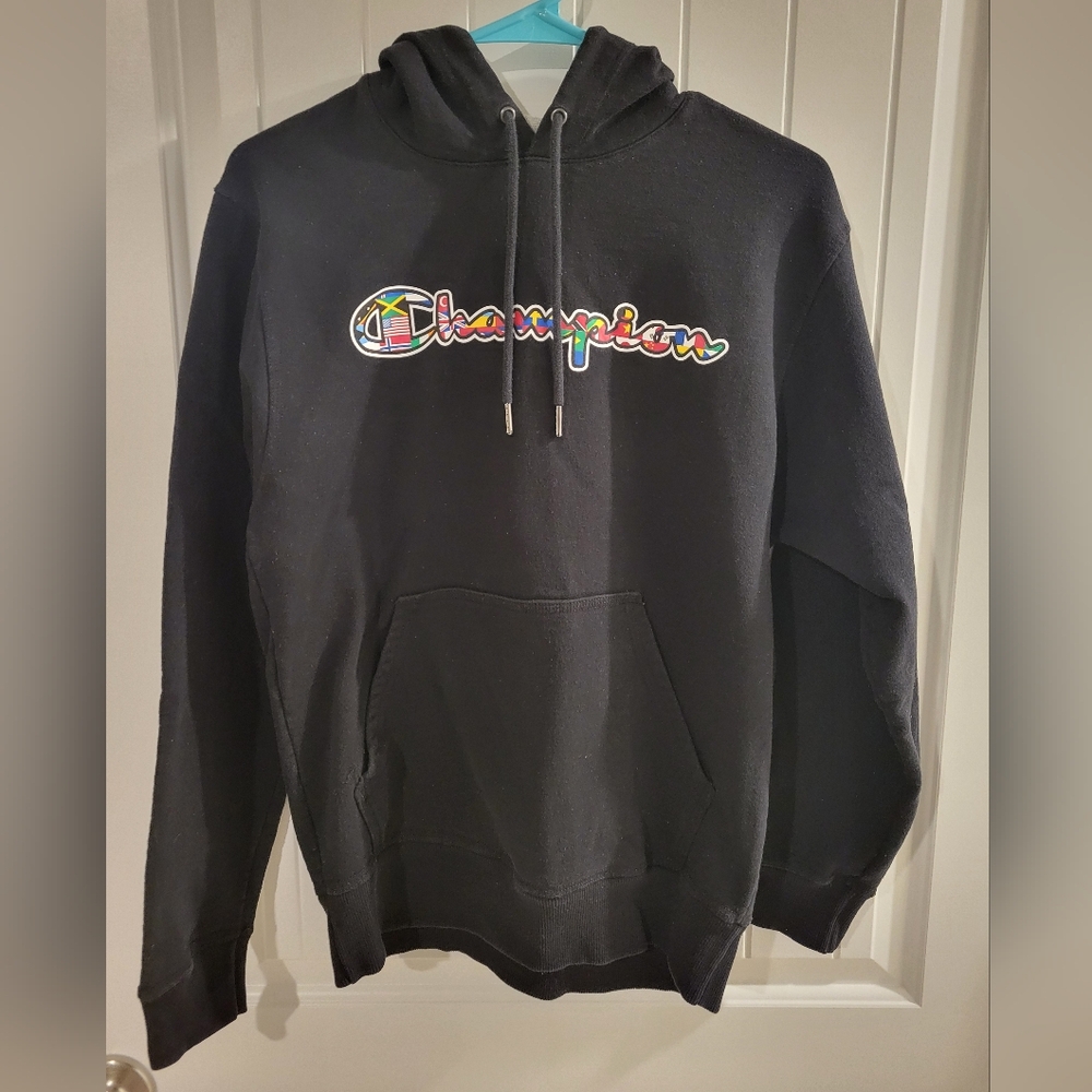 Champion Flags of the world hoodie size small